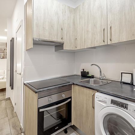 Apartamentos Tetuan Madrid Bagian luar foto