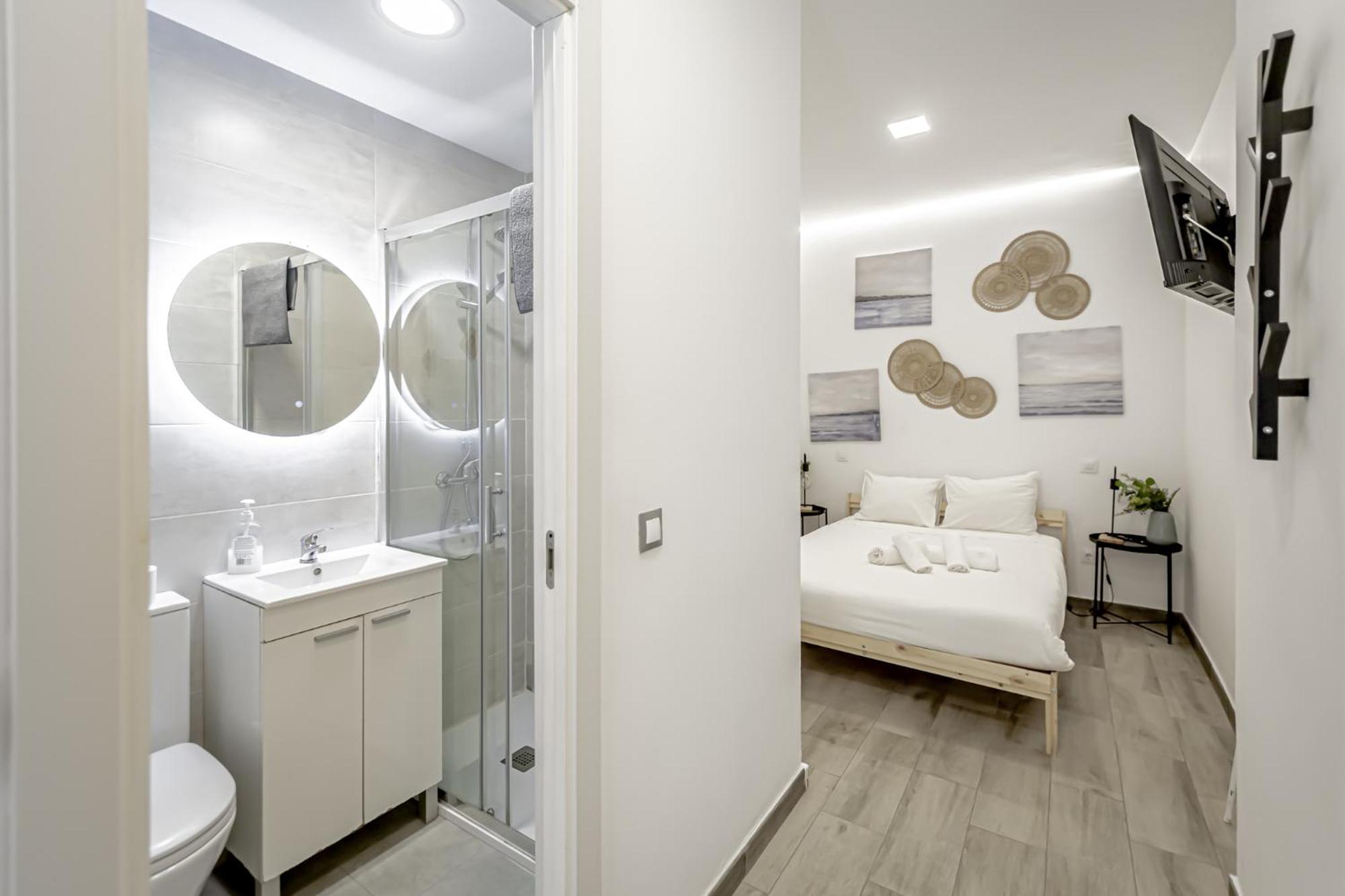 Apartamentos Tetuan Madrid Bagian luar foto